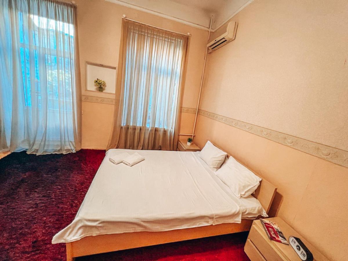 Apartment - Independence Square Kiev Buitenkant foto